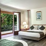 Garden & Capvern-les-bains 3*