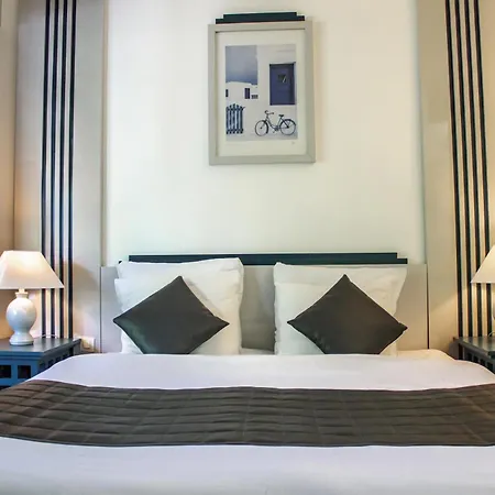 Garden & Capvern-les-bains Hotel 3*