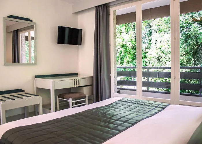 Garden & Capvern-les-bains 호텔