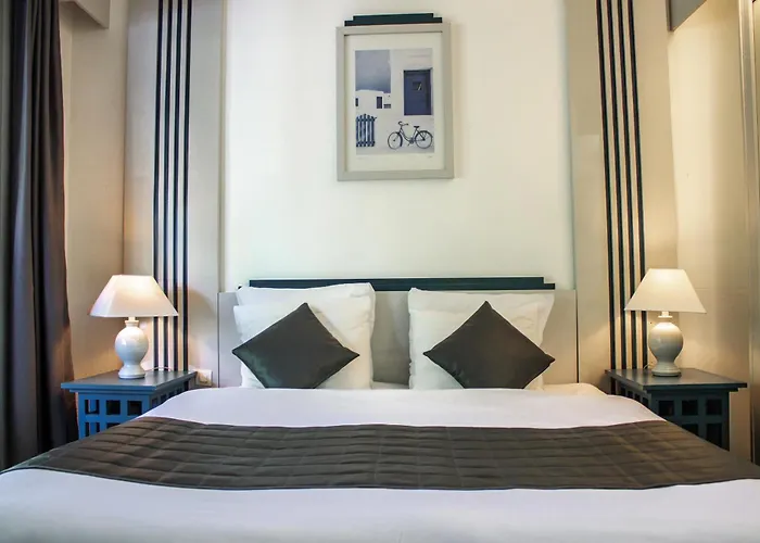 Garden & Capvern-les-bains 호텔 3*