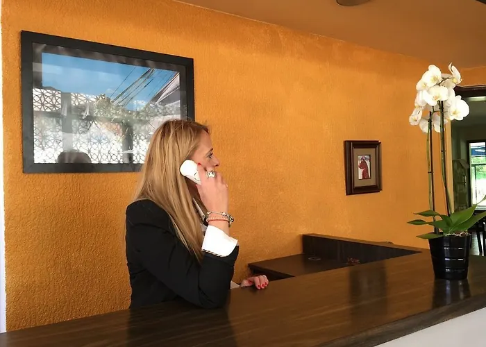 호텔 Garden & Capvern-les-bains