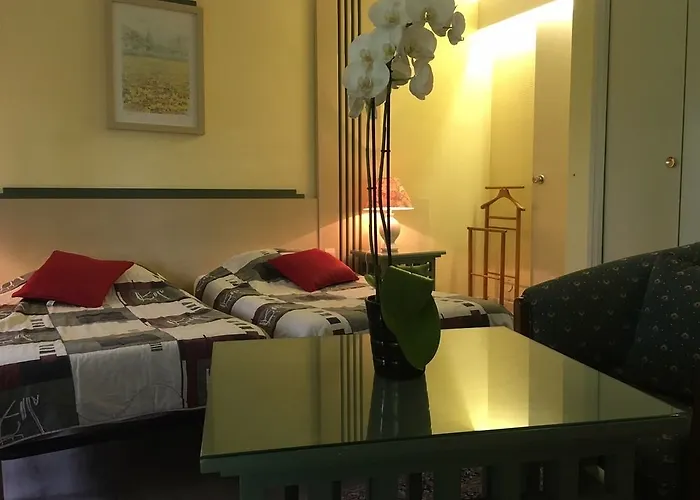 호텔 Garden & Capvern-les-bains