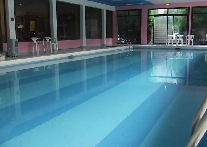 Garden & Capvern-les-bains 캡버른