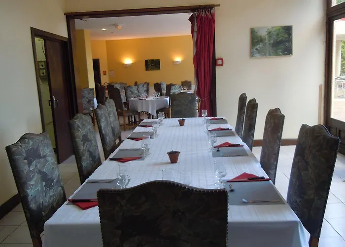 Garden & Capvern-les-bains 호텔